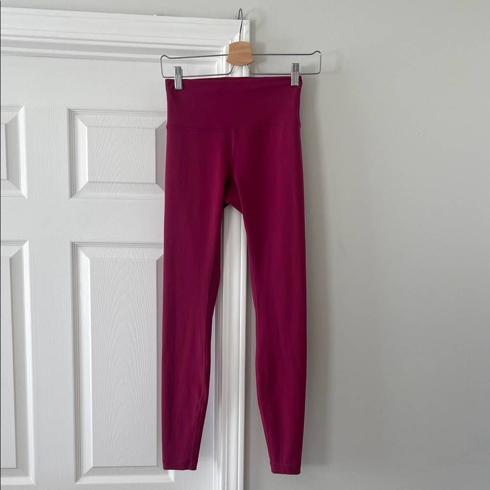 Lululemon 6 Wunder Train High-Rise Tight 28" - Picture 2 of 7